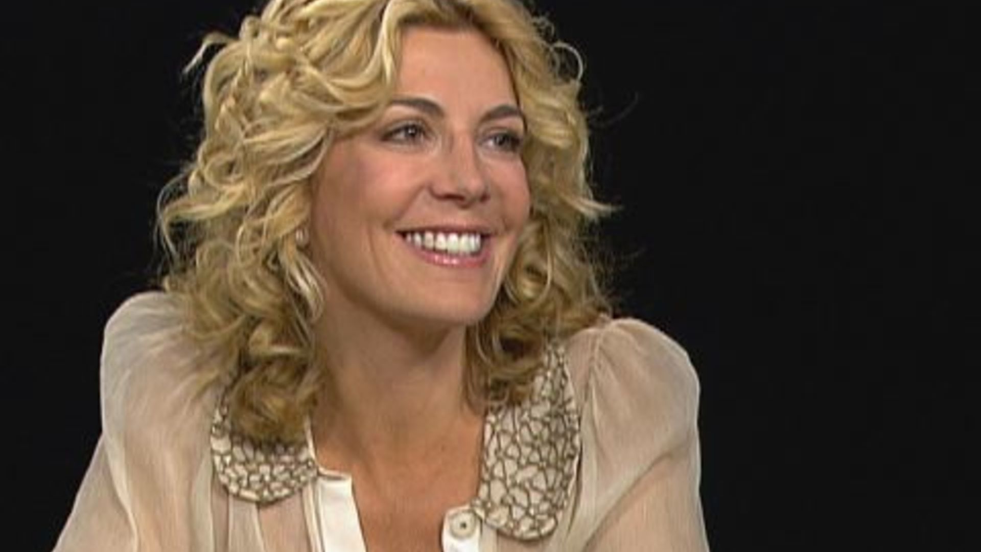 Elizabeth Morgan (actress) forecast Woranut Wongsawan recommend